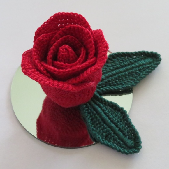 Crocheted Rose - Picture 1 of 2